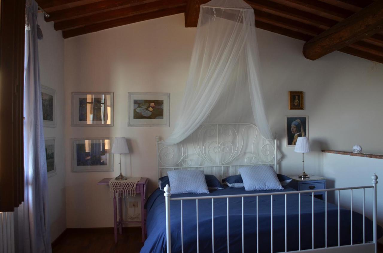Casa Magnolia Lägenhet Terricciola Exteriör bild