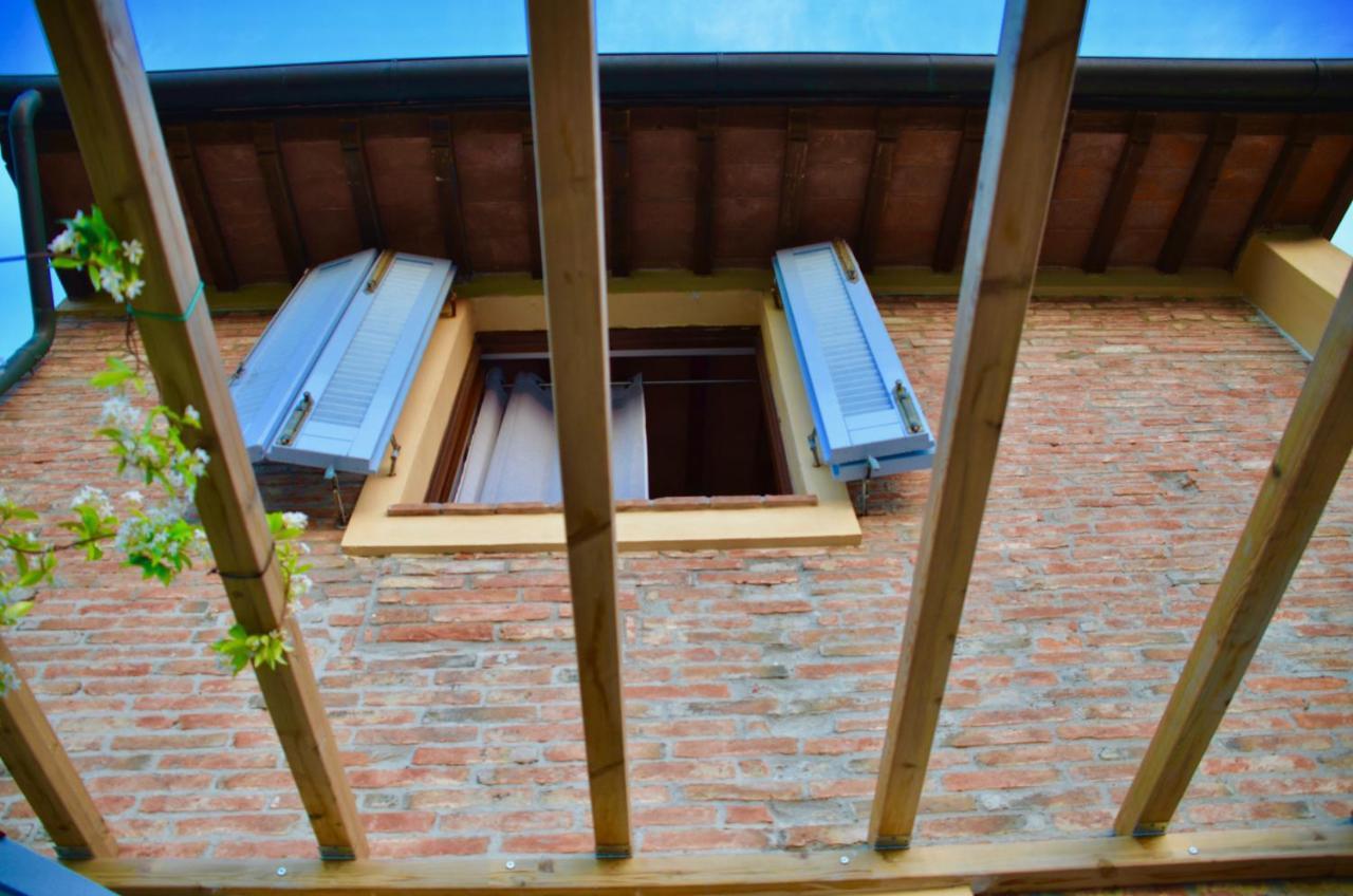 Casa Magnolia Lägenhet Terricciola Exteriör bild