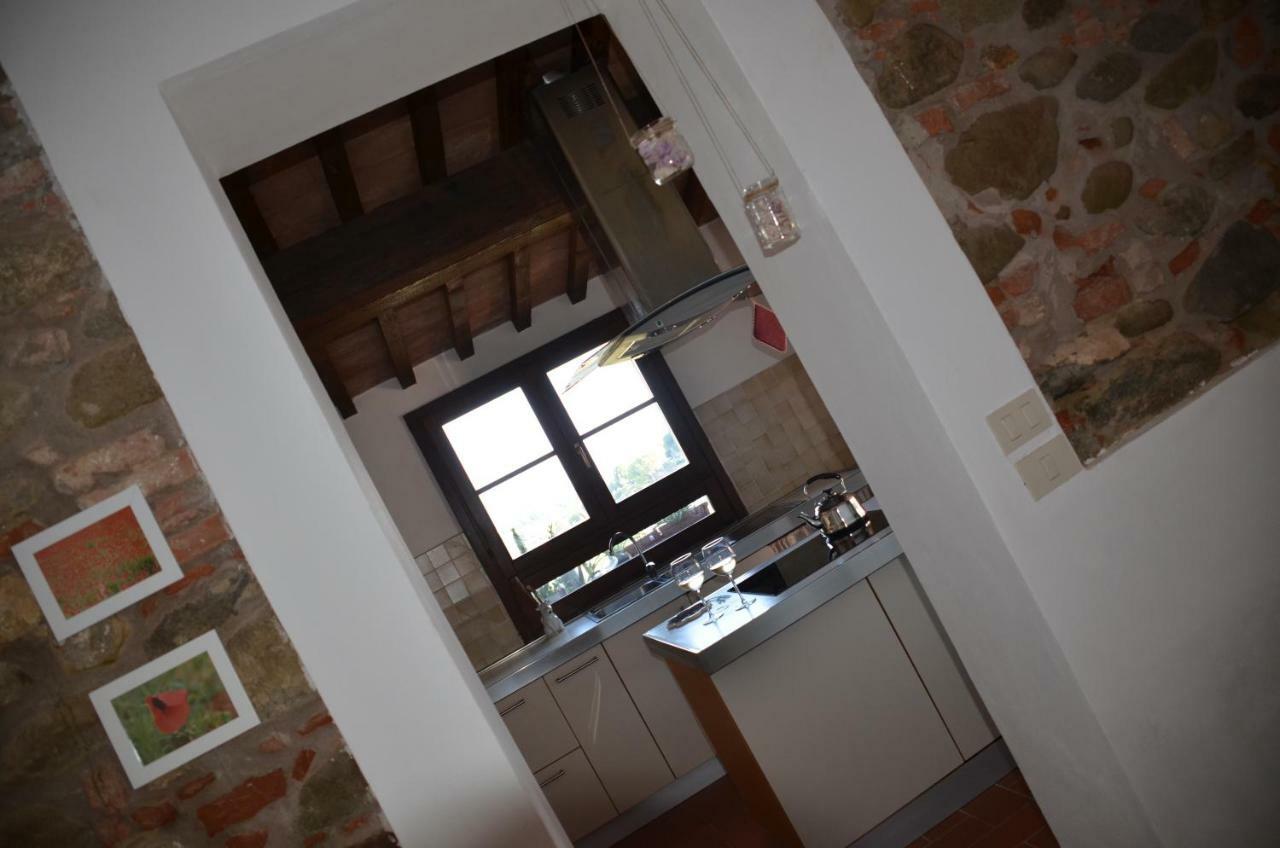 Casa Magnolia Lägenhet Terricciola Exteriör bild