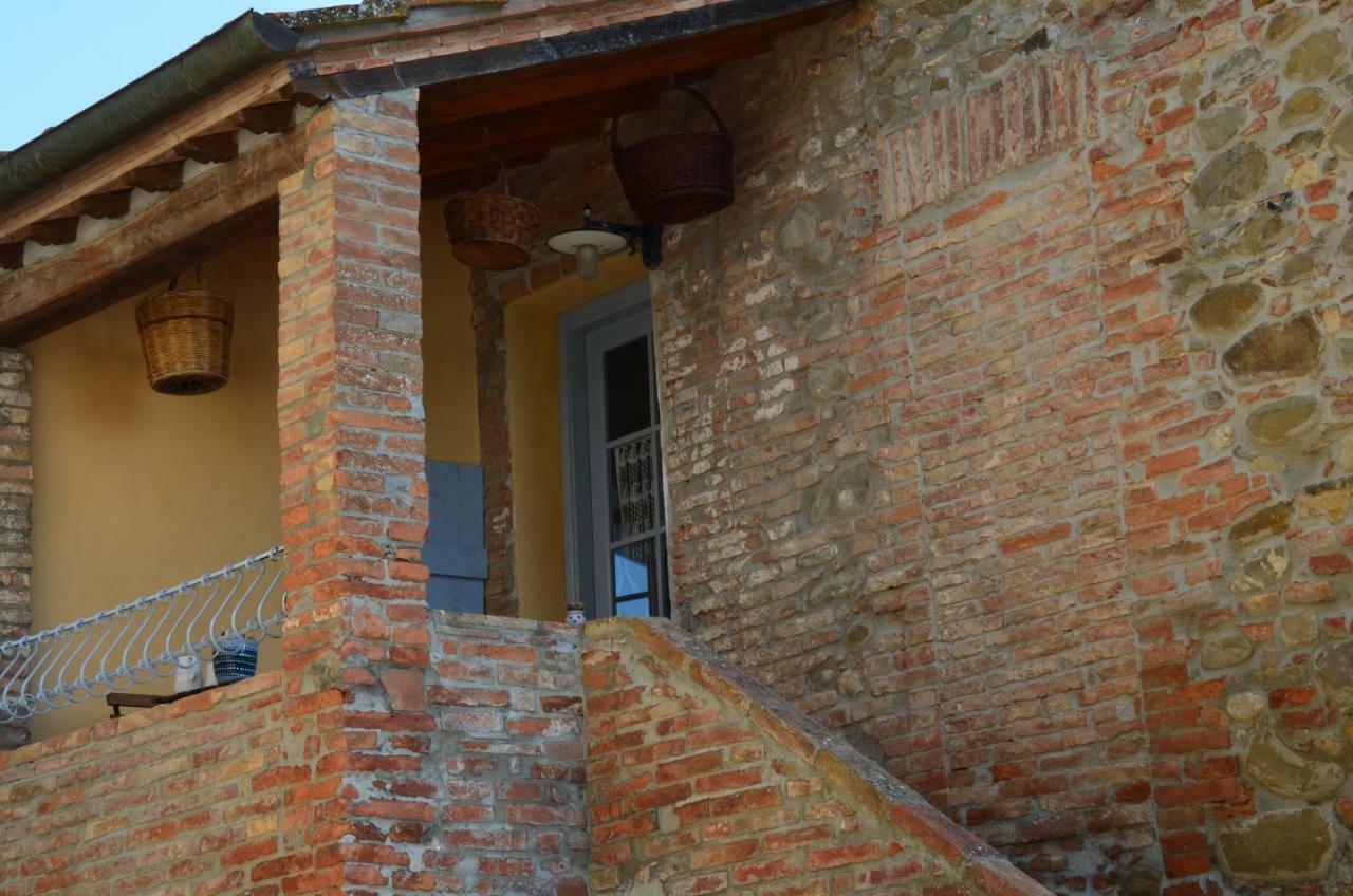 Casa Magnolia Lägenhet Terricciola Exteriör bild