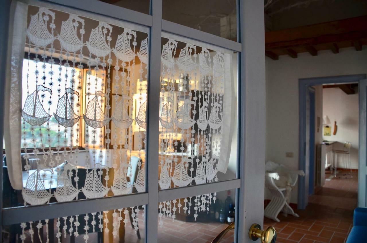 Casa Magnolia Lägenhet Terricciola Exteriör bild